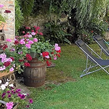 Ambiances D 'hotes Bed and breakfast Baye (Marne)